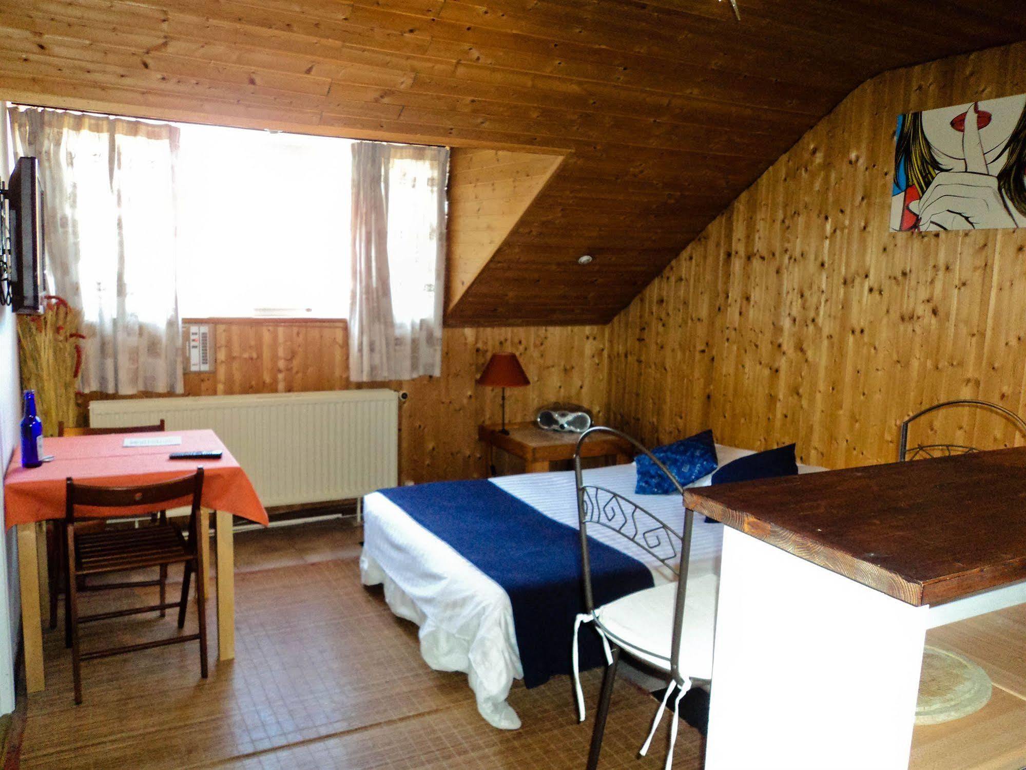 Hotel Auberge Van Strombeek Jette Экстерьер фото