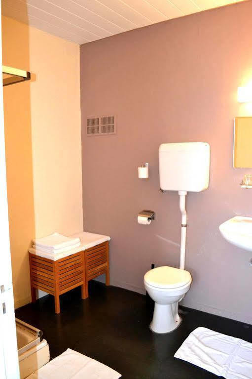Hotel Auberge Van Strombeek Jette Экстерьер фото