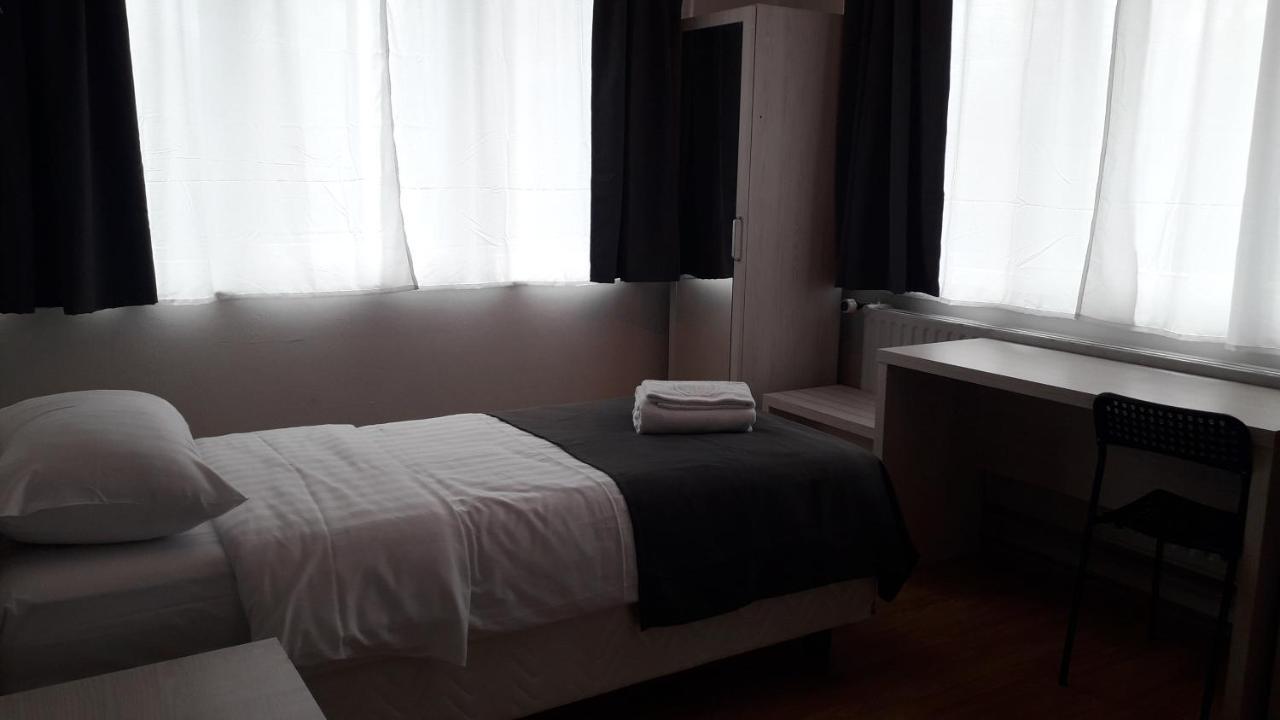 Hotel Auberge Van Strombeek Jette Экстерьер фото
