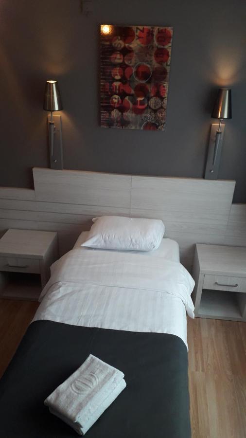 Hotel Auberge Van Strombeek Jette Экстерьер фото