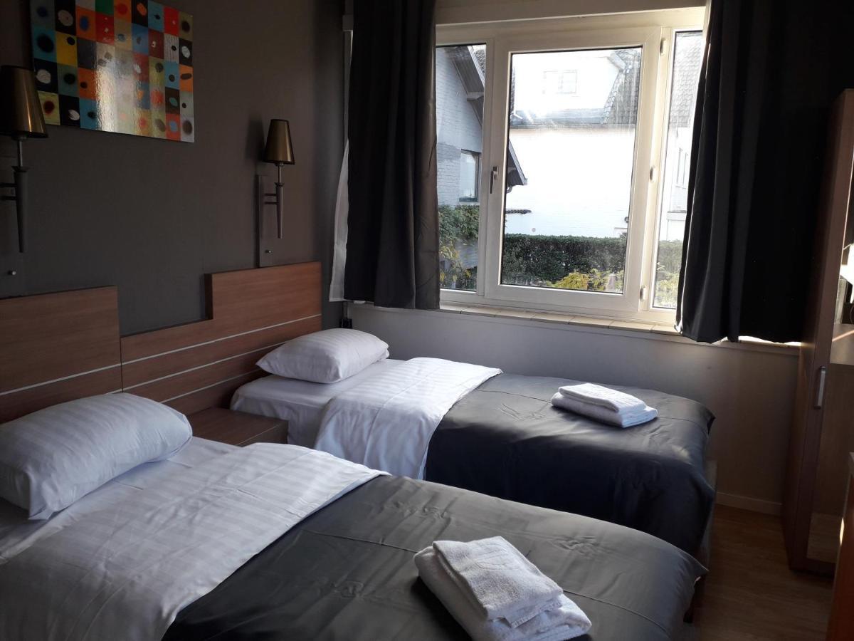 Hotel Auberge Van Strombeek Jette Экстерьер фото