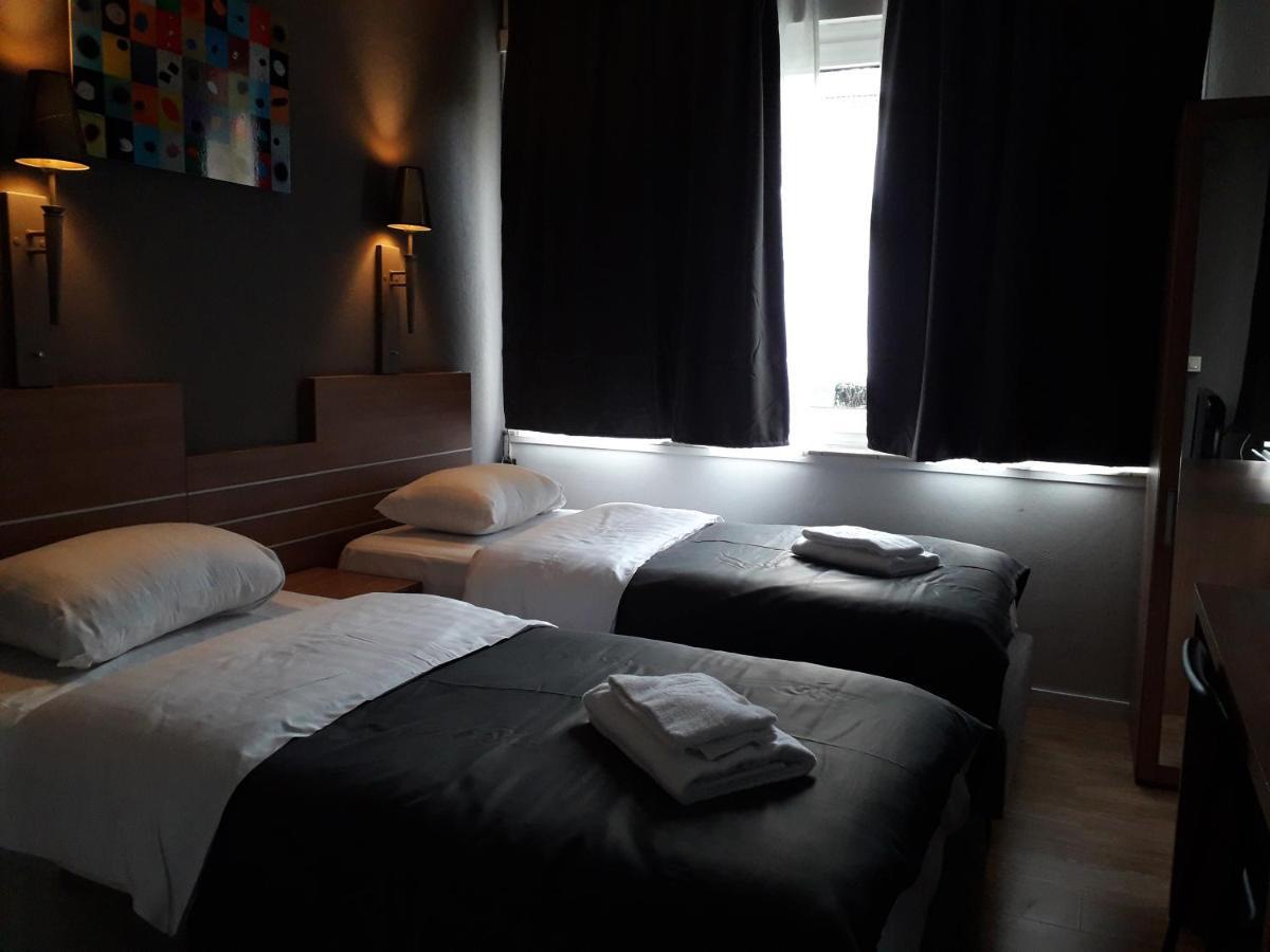 Hotel Auberge Van Strombeek Jette Экстерьер фото