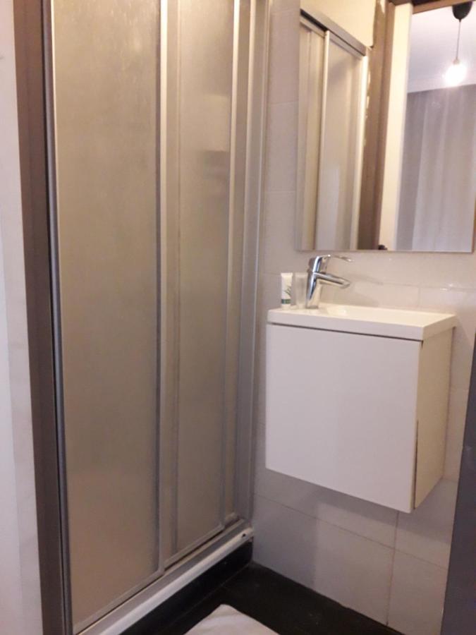 Hotel Auberge Van Strombeek Jette Экстерьер фото